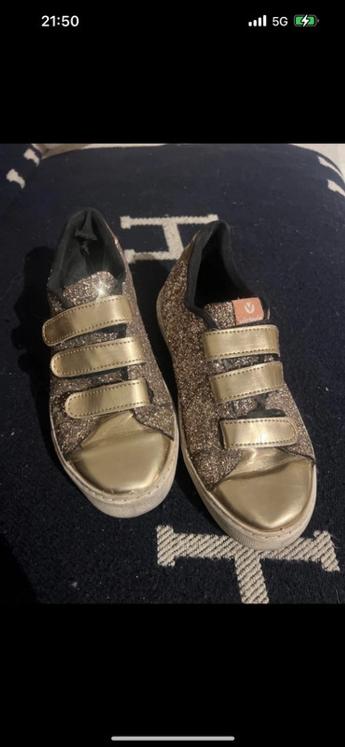 Baskets victoria pointure 39