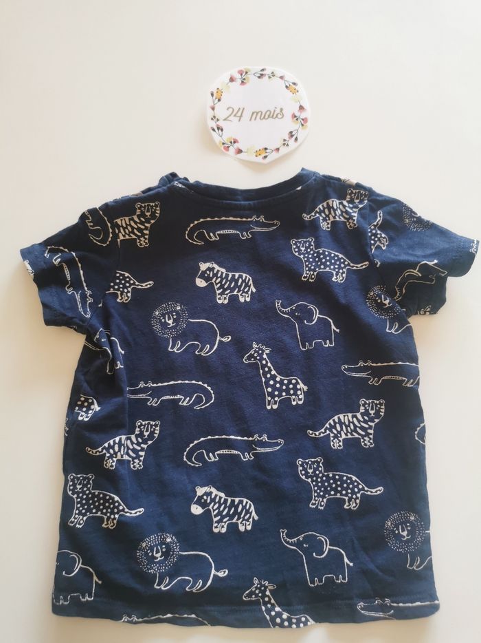 Ensemble d'été 2 t-shirt manches courtes et un short obaibi, hm et Billybandit tbe - photo numéro 7