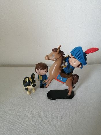 figurine chevalier