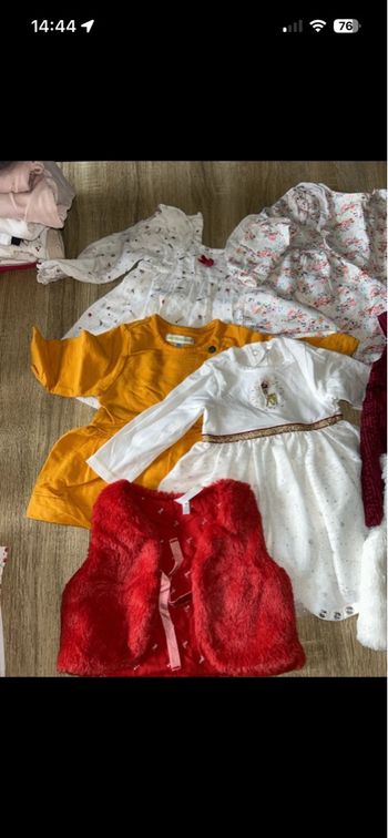 Robe bébé 3 mois et deux gilet