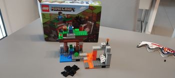 Lego Minecraft 21166