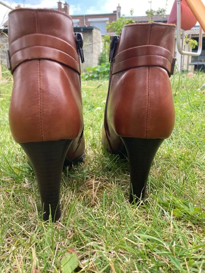 Bottines à talon cuir cognac pointure 36 - photo numéro 3
