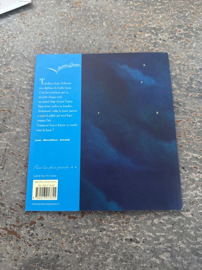 Livre cache-lune - photo numéro 2