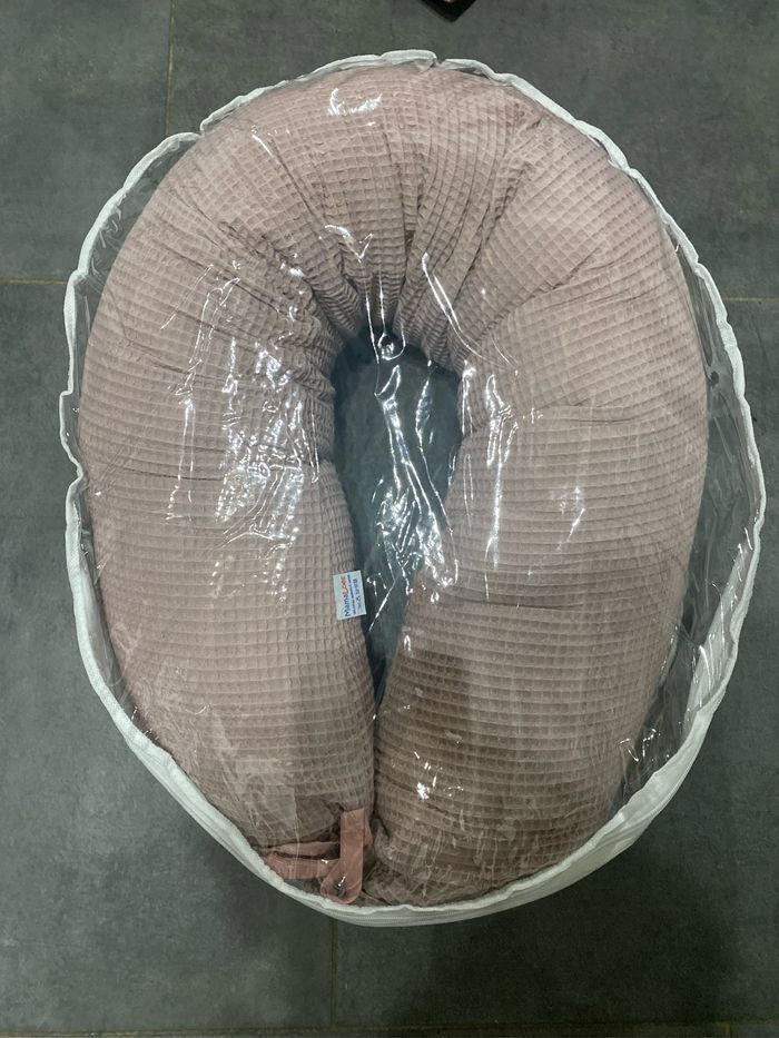 Coussin d’allaitement - photo numéro 2