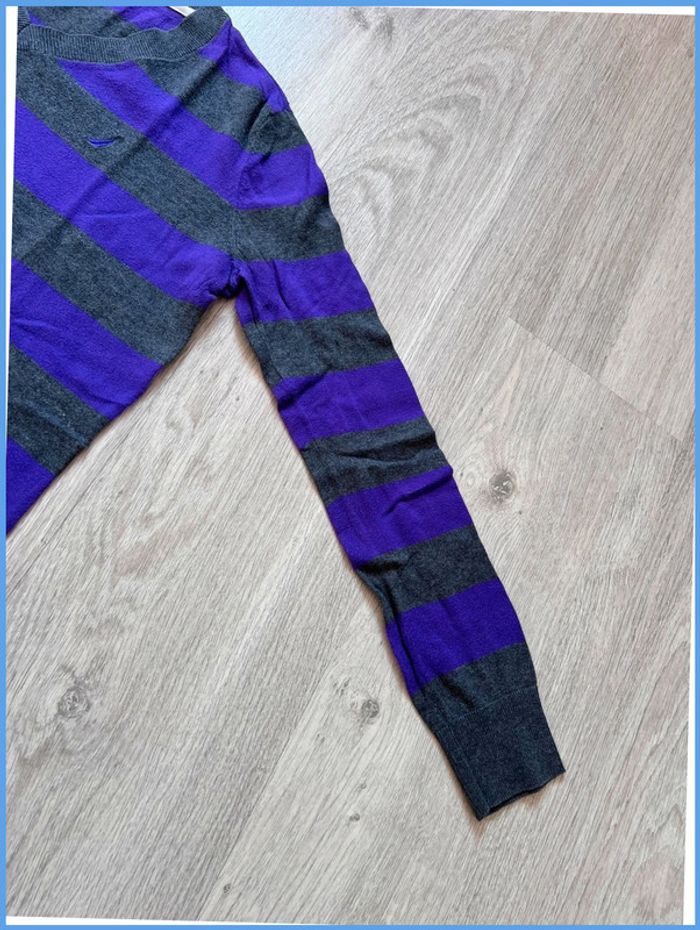 Pull femme fin col V Nautica avec logo brodé Violet et Gris Taille S - photo numéro 10