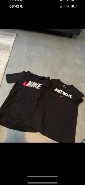 Lot de 2 tshirt garçons Nike 122-128