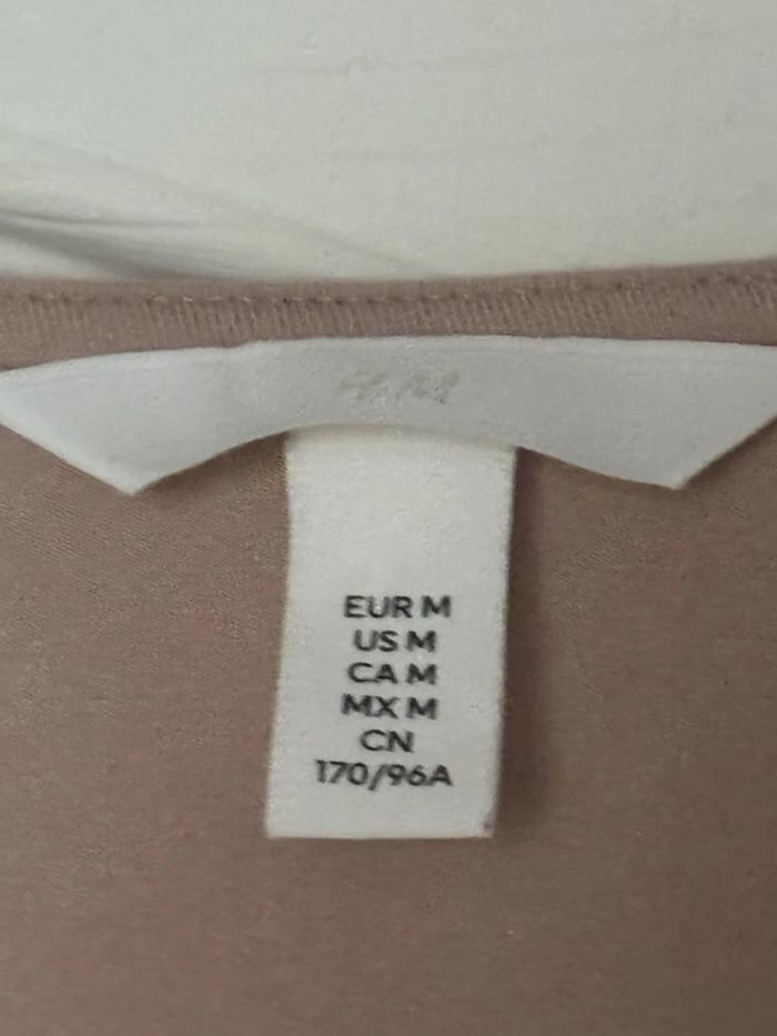 Top col carré beige • H&M • Taille M - photo numéro 3
