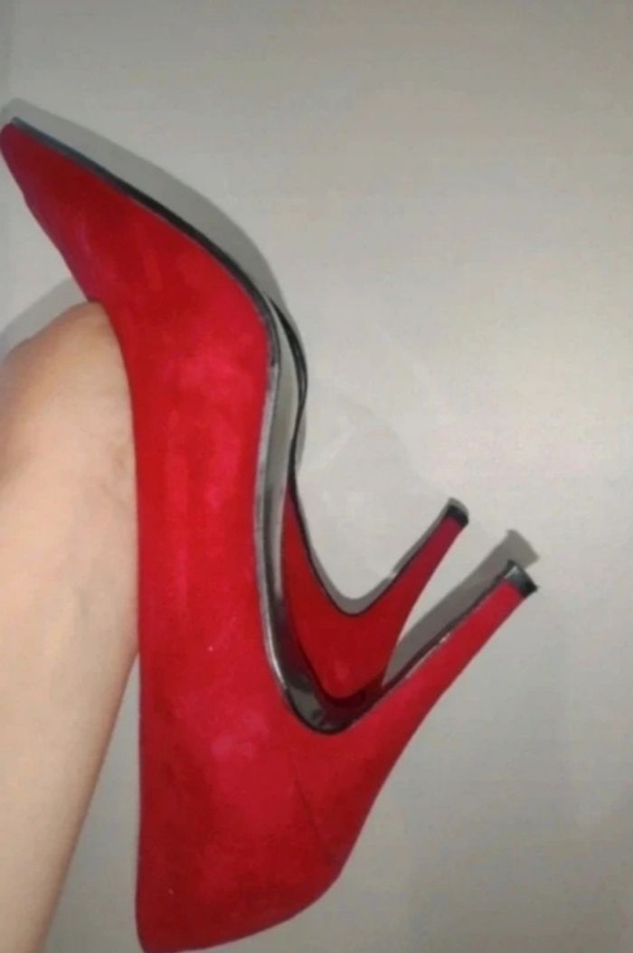 Talons hauts - photo numéro 4