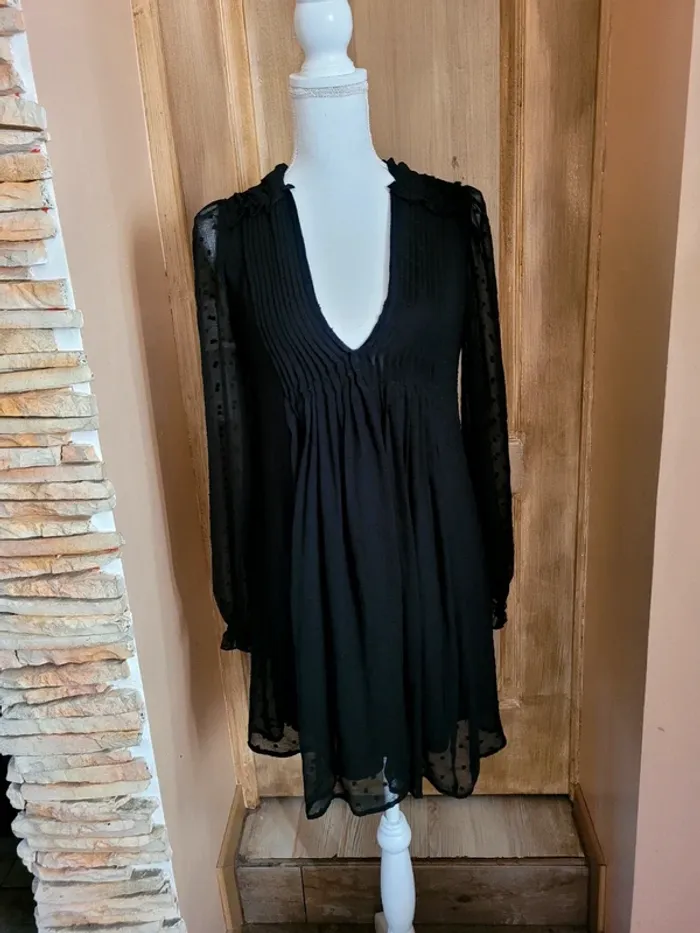 Très élégante robe femme noir  taille XS zara - photo numéro 2
