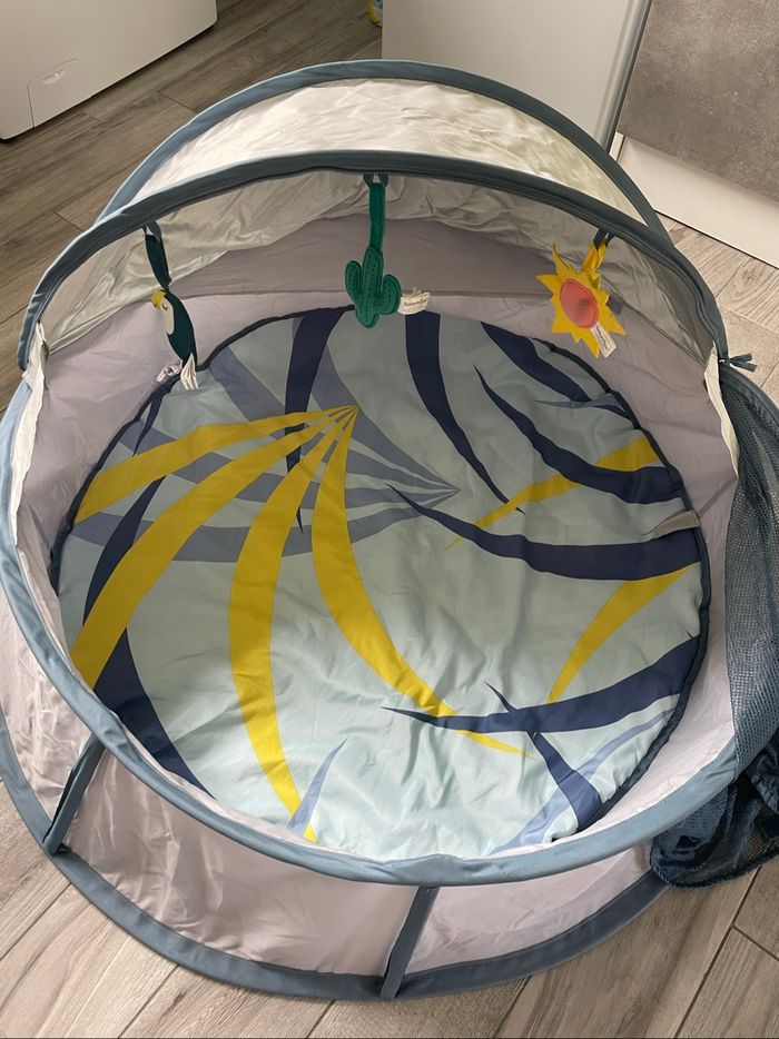 Tente uv bébé