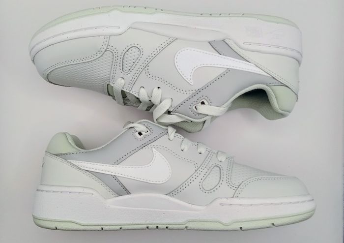 Nike full force taille 37.5 neuves - photo numéro 3