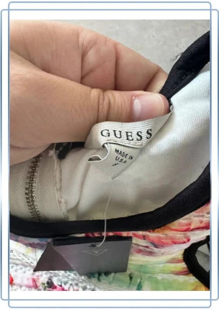 Robe Guess Multicolore, neuve avec étiquette, taille M - photo numéro 5