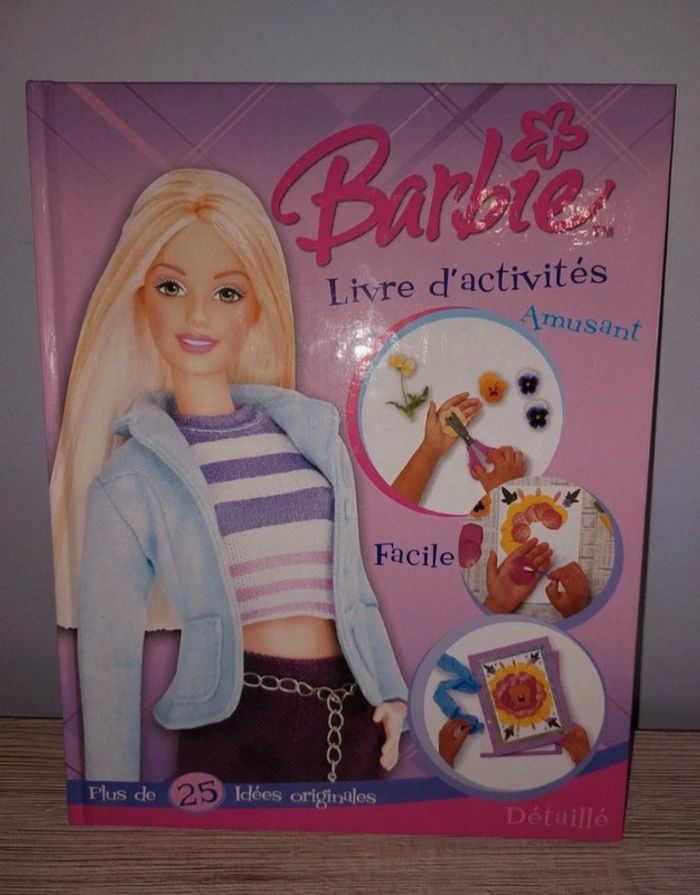 Livre activité de barbie