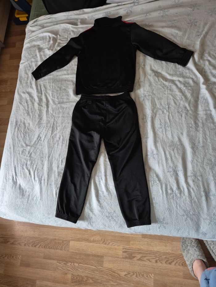 Ensemble umbro 114cm=6 ans - photo numéro 7