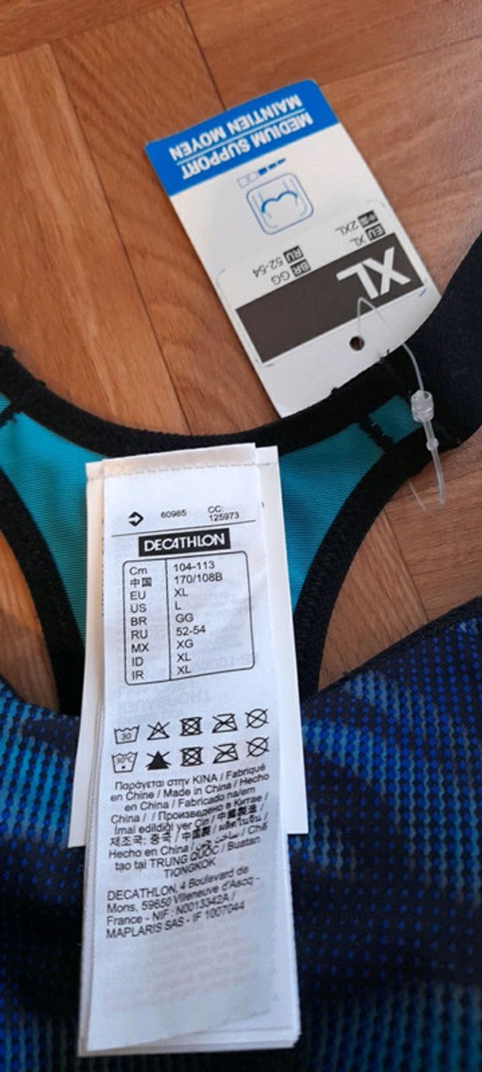 Brassière de sport neuve - photo numéro 5