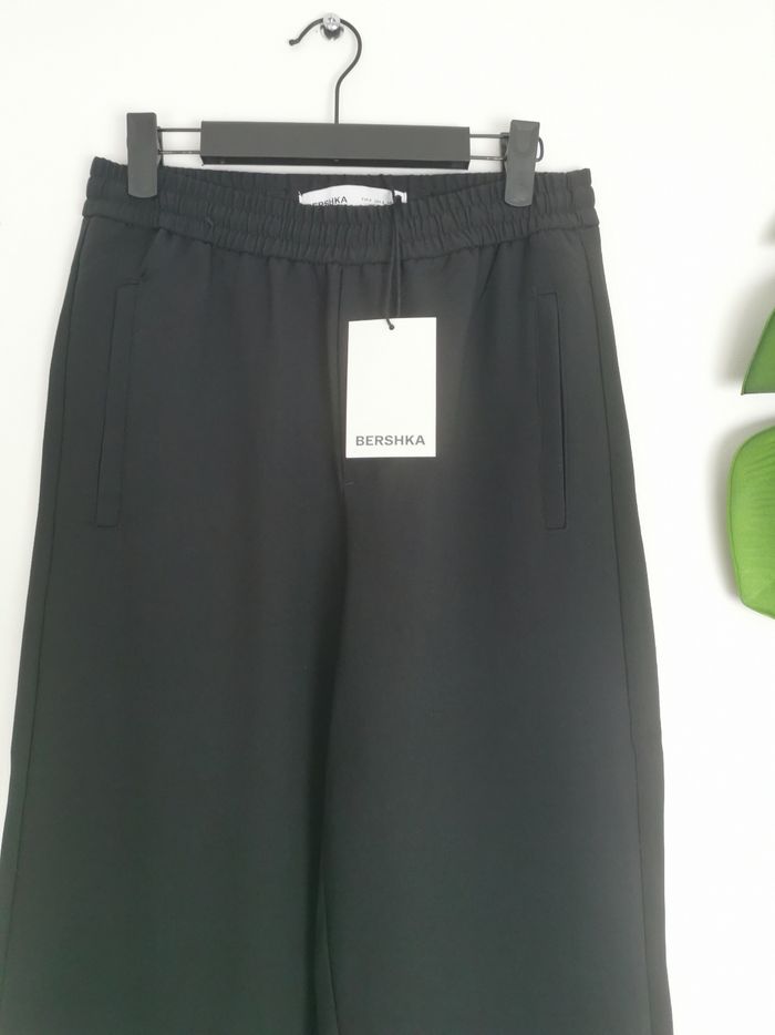 Pantalon carotte tailleur noir Bershka Taille S - photo numéro 3