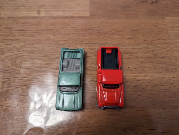 Lot 86 de 2 petites voitures américaines rétro - photo numéro 6
