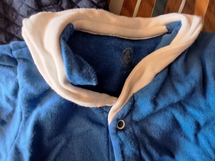 Lot 2 gilets - 1mois - photo numéro 2