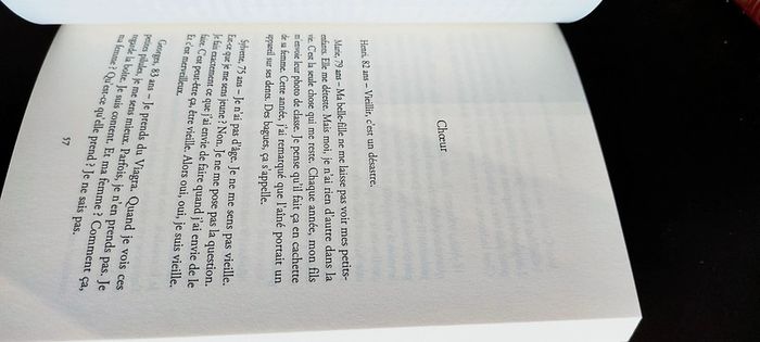 Le château des rentiers livre grand format - photo numéro 4