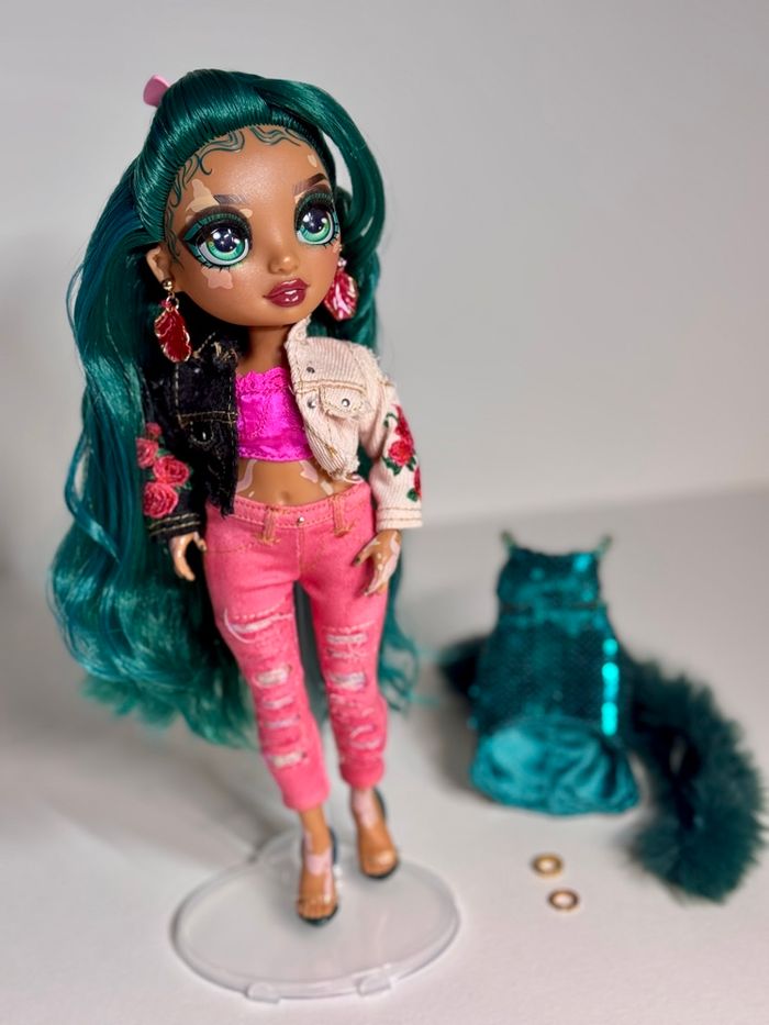 Jewel Rainbow High - photo numéro 8