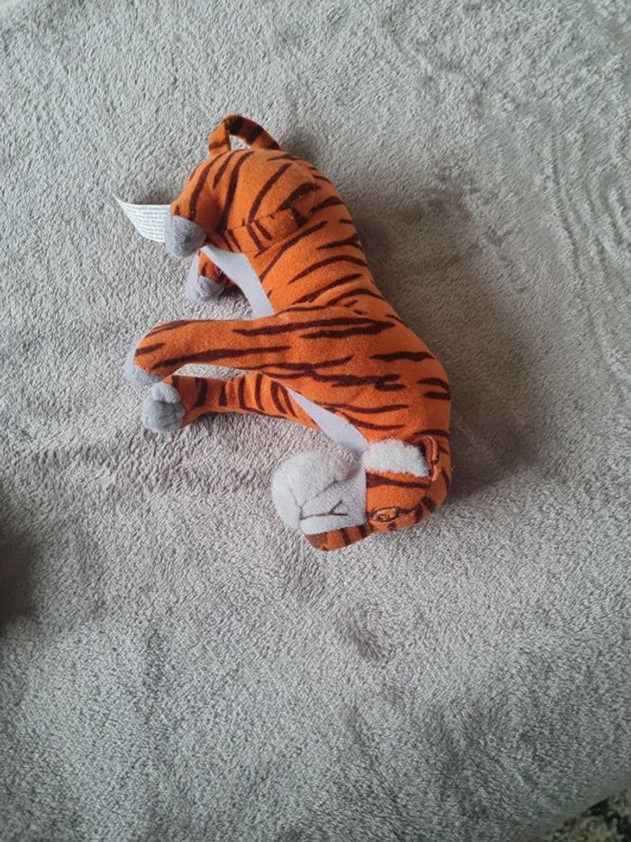 Peluche tigre très bn etat - photo numéro 3