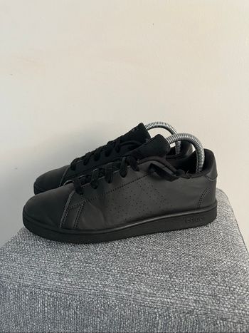 Baskets Adidas À Lacets Pour Enfants Taille 37 1/2