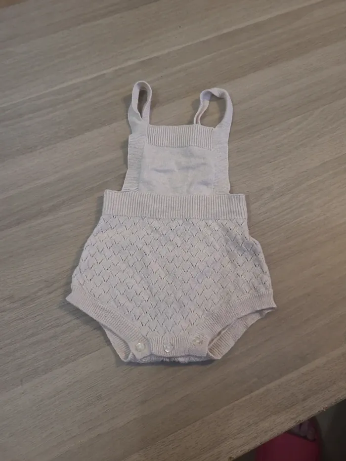 Tenue bebe