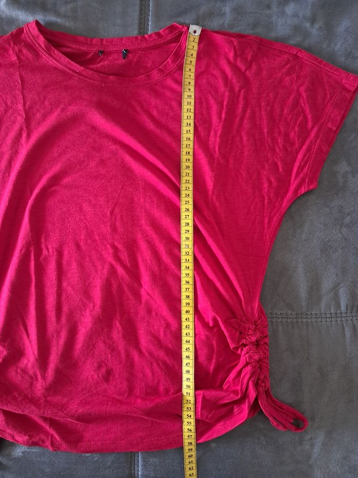 Top femme rouge - photo numéro 4