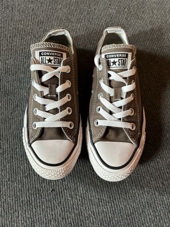 Converse grise