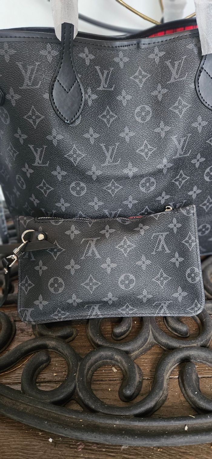 Magnifique sac a main Louis Vuitton neuf