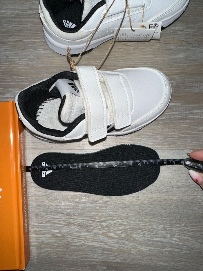 Basket adidas 24 - photo numéro 7