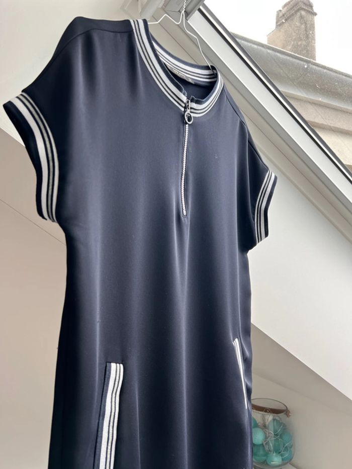Robe Zara bleu marine - photo numéro 2