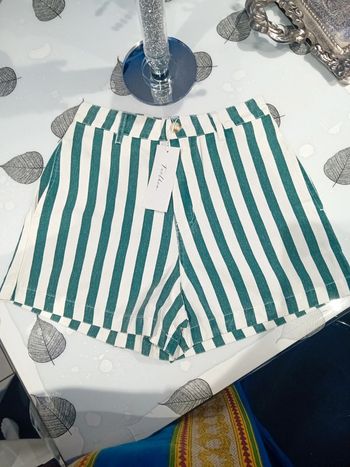 Short de la marque feelkoo taille xs fabrication française