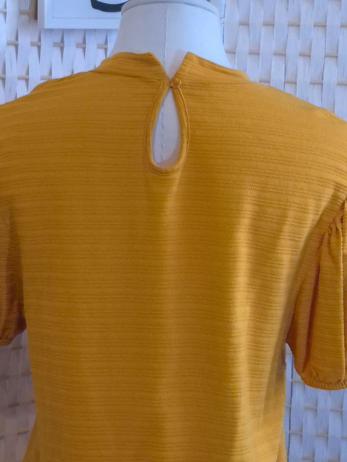 Joli T-shirt jaune moutarde texturé manches bouffantes Creeks femme TM / 38 - photo numéro 7