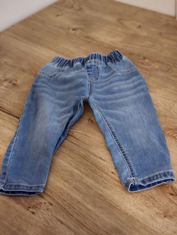 Jean primark 9-12 mois