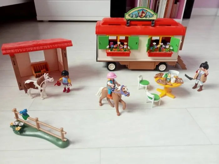 Playmobil 70510 avec boite et notice