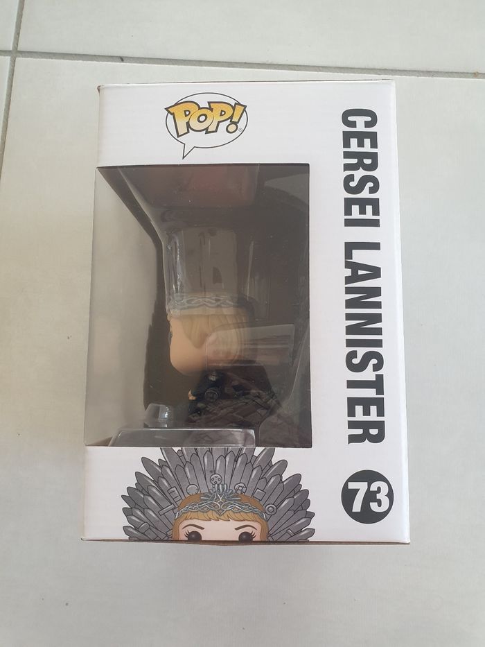 Pop Cercei Lannister sur le trône de fer - photo numéro 2