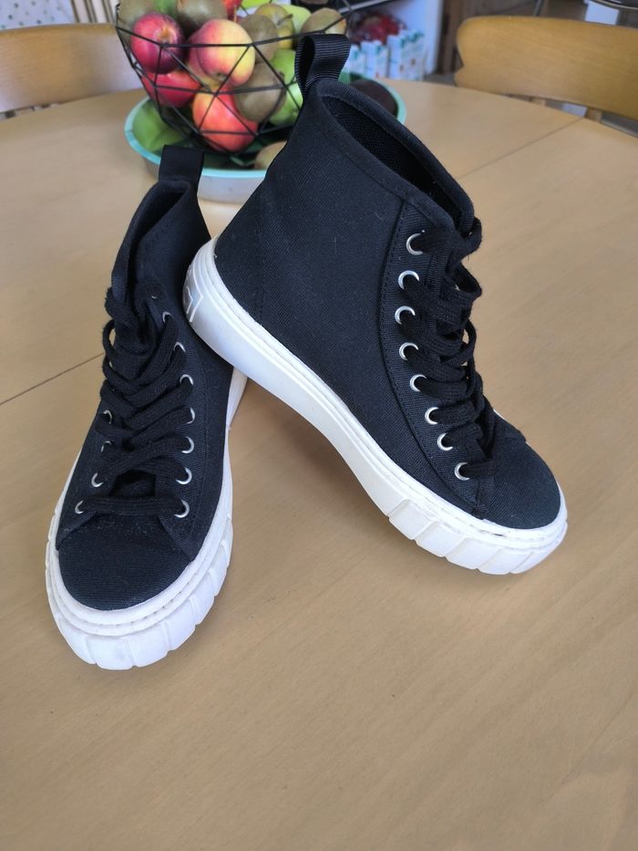 Baskets victoria noires