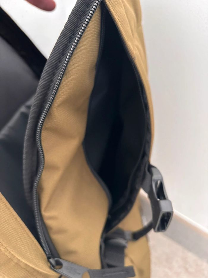Sac à dos Eastpak Floid 16 litres Neuf - photo numéro 5