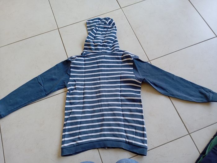 Lot sweat zippé à capuche garçon 10 ans - photo numéro 3