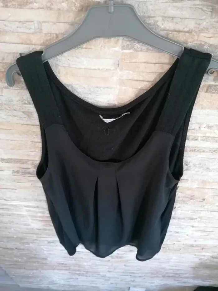 Top / haut noir fluide taille S gemo #Vêtements_femmes_krocaro - photo numéro 3