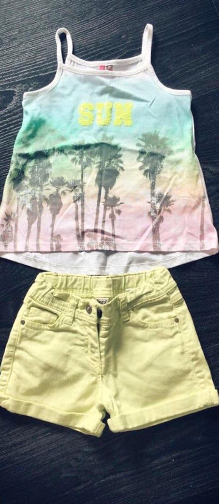 T-shirt et short 5 ans