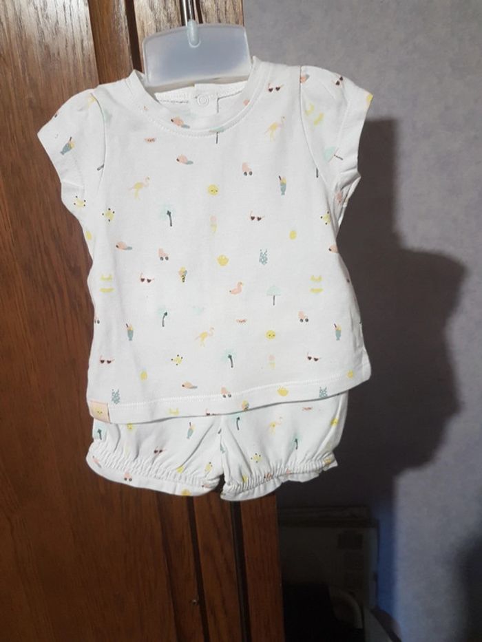 Ensemble bébé  1 mois vertbaudet