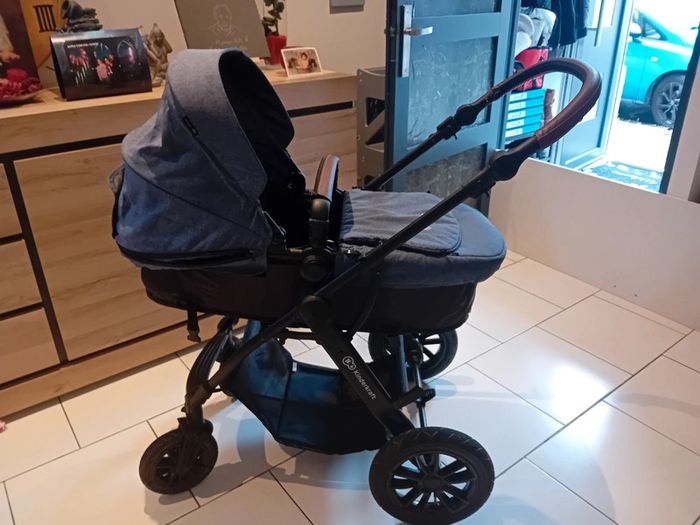 Poussette Kinderkraft 3 en 1 - photo numéro 2