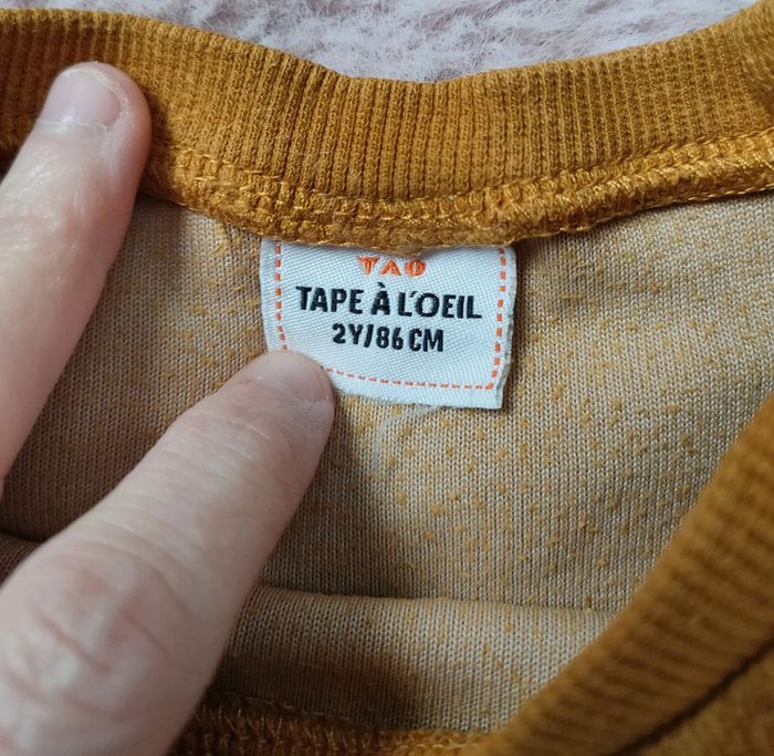 👶 Pull Tape à l'oeil 2 ans 👶 - photo numéro 3