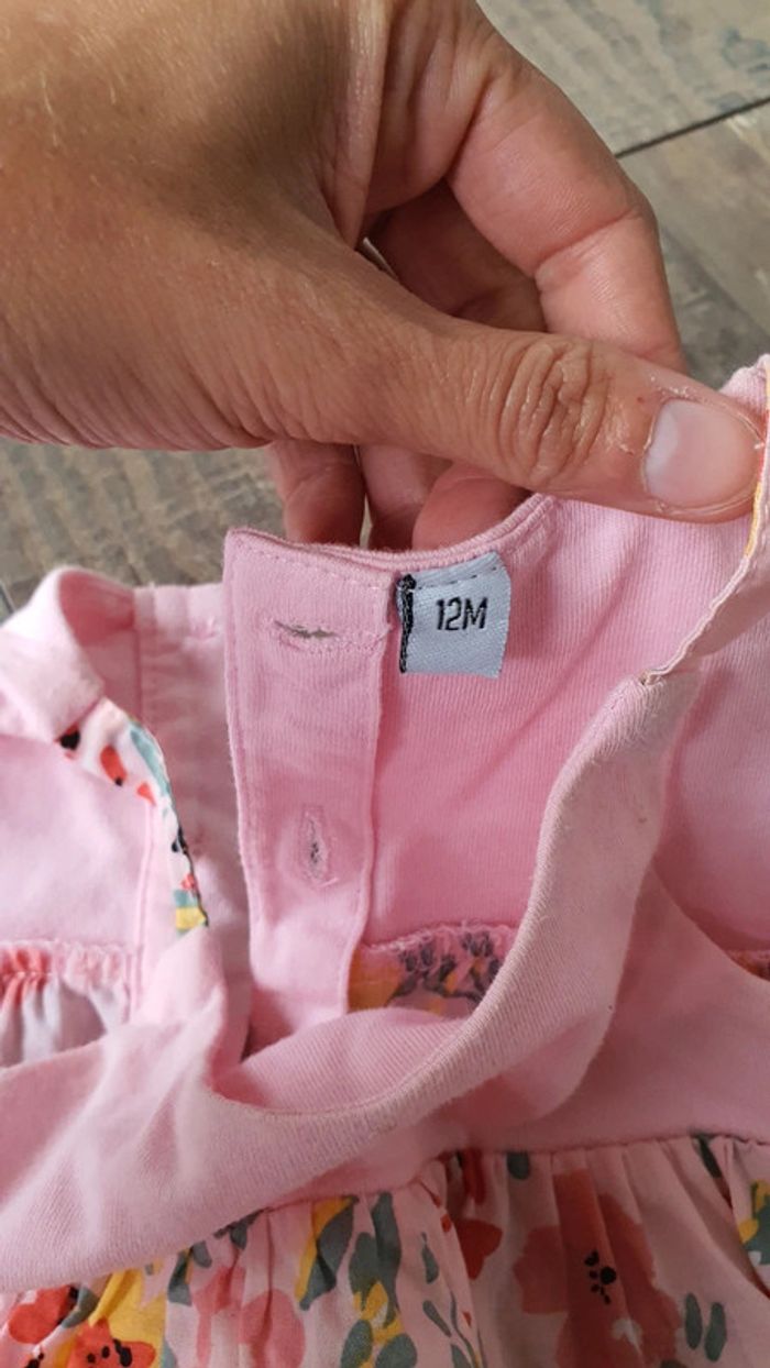 Ensemble 12 mois en très bon état - photo numéro 3