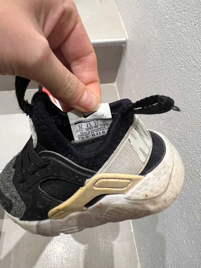 Nike - Huarache Run Ultra Noir Enfant - photo numéro 4
