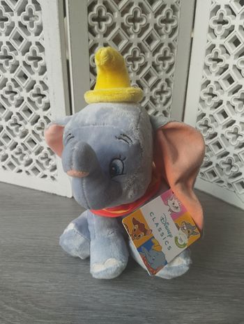 Dumbo : Peluche 25cm