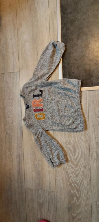 Pull leger, gris chiné, avec inscription en relief, Kiabi, 3 ans
