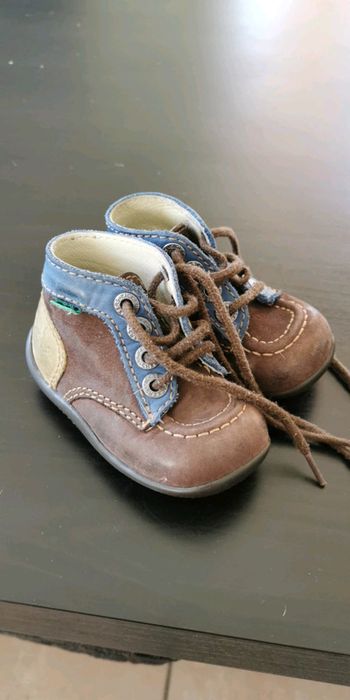 Kickers marron et jean T19